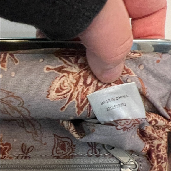 HOBO LAUREN LEATHER CLUTCH VINTAGE DISTRESSED WALLET TURQUOISE - Picture 8 of 16